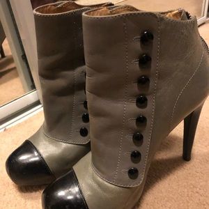 Gwen Sefani's LAMB booties 4.5" heels